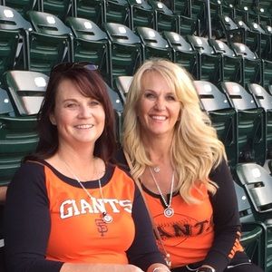 Meet your Posher, Misti